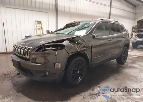 2014 Jeep Cherokee Latitude z USA, uszkodzony, nr VIN 1C4PJMCS1EW212085